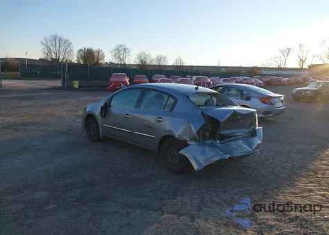 2010 Nissan Sentra 2.0S from USA, damaged, VIN 3N1AB6AP8AL639893